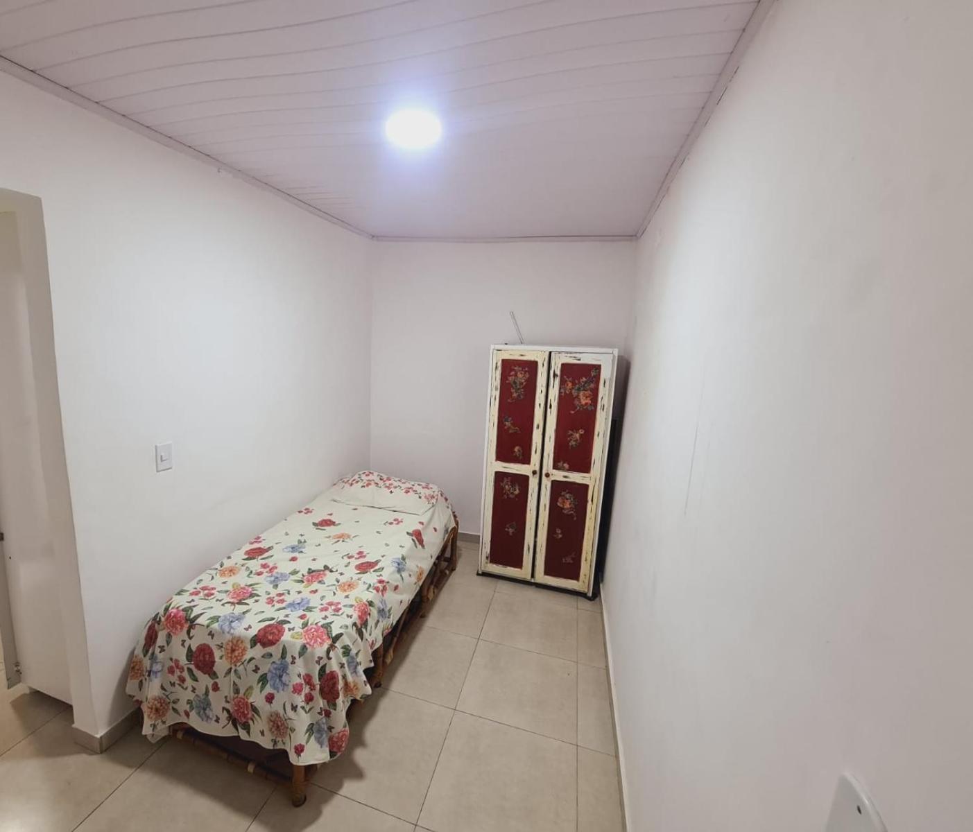 Casa Dos Anjos: Com Garagem Próxima Ao Pier