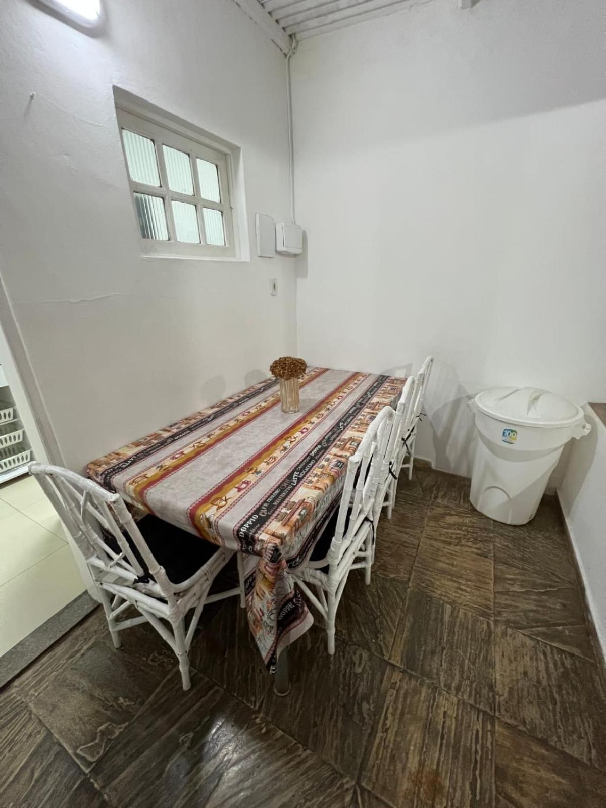 Casa Dos Anjos: Com Garagem Próxima Ao Pier